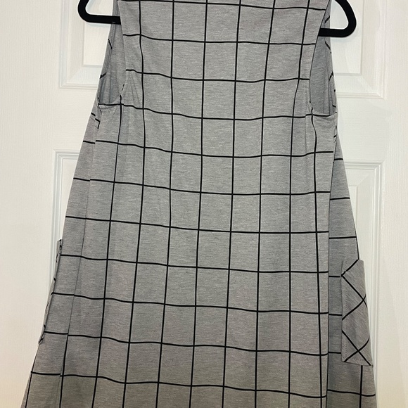 Primark - Women's - Open Front - Long Vest - Checkered Fabric - Grey/Black - Picture 3 of 3